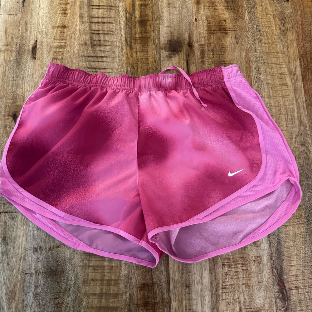 Nike Pink Athletic training running Shorts Lightweight Moisture-Wicking XL NWT